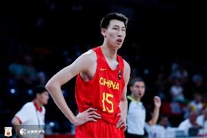 麦穗丰：郇斯楠未来一定会是很好的防守者 应该是NBA喜欢的球员